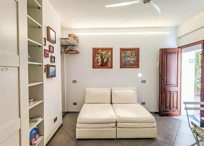 Terrazza Con Glicine By Interhome