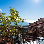 Terrazza Con Glicine By Interhome Ferienhaus Alassio