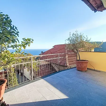 Terrazza Con Glicine By Interhome *