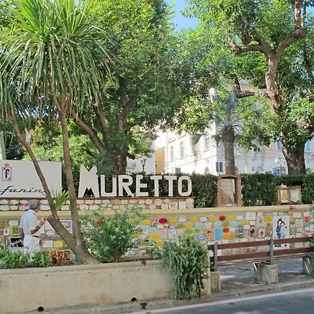 Terrazza Con Glicine By Interhome Tatil Evi Alassio