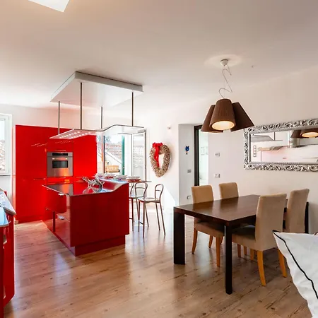 Hébergement de vacances Terrazza Con Glicine By Interhome