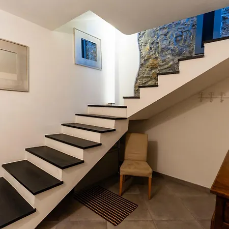 Сasa de vacaciones Terrazza Con Glicine By Interhome