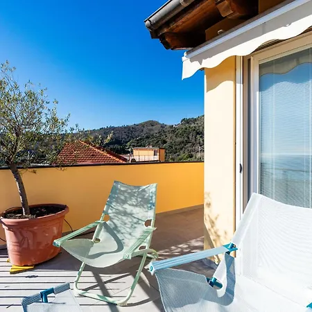 Сasa de vacaciones Terrazza Con Glicine By Interhome *