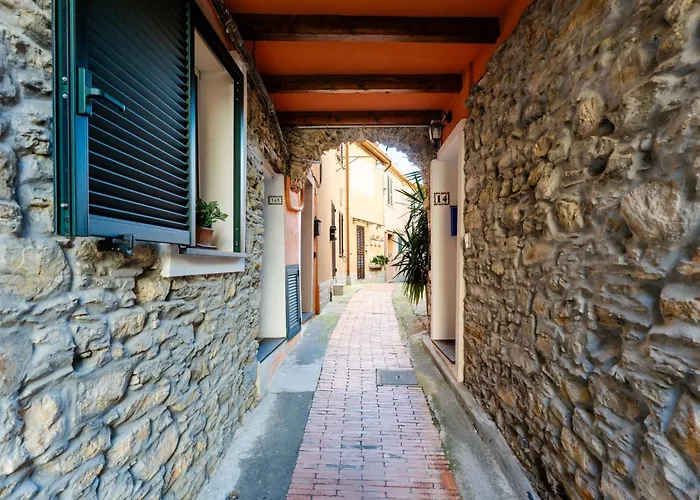 Hébergement de vacances Terrazza Con Glicine By Interhome Alassio